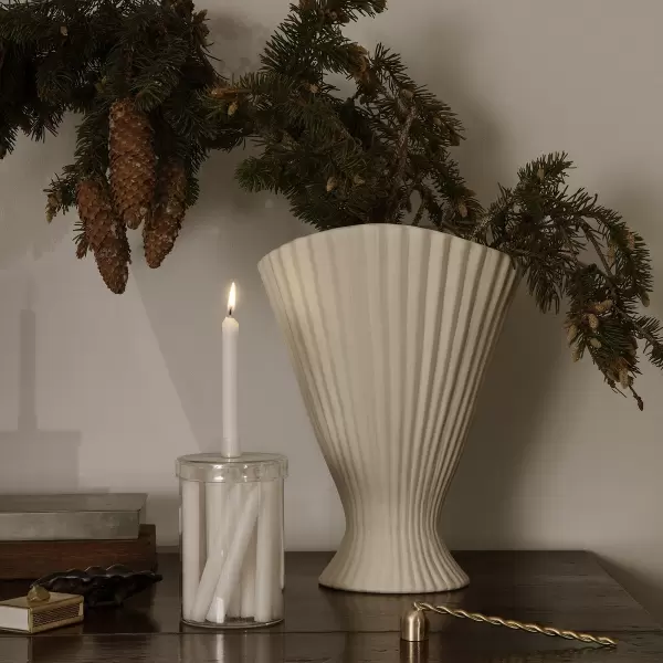 ferm LIVING - Vase Fountain, Off-White H:30,5