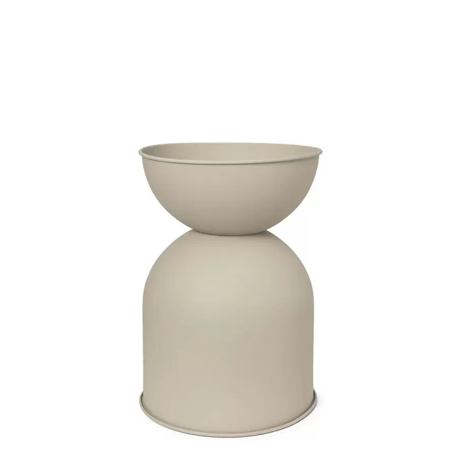 ferm LIVING - Hourglass Pot Cashmere, Medium  Mål: Ø: 40 x H: 59 cm.