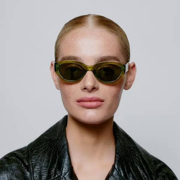 A.Kjærbede - Solbrille Winnie, Light Olive Transparent