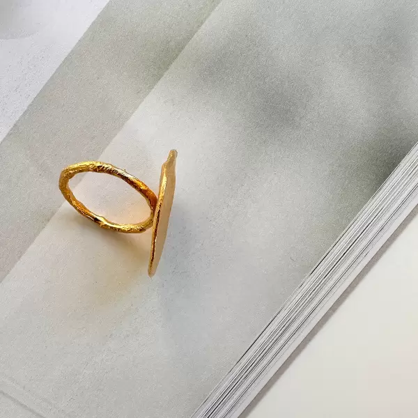 Sisse Dinesen - Ring Illumi, Forgyldt SS