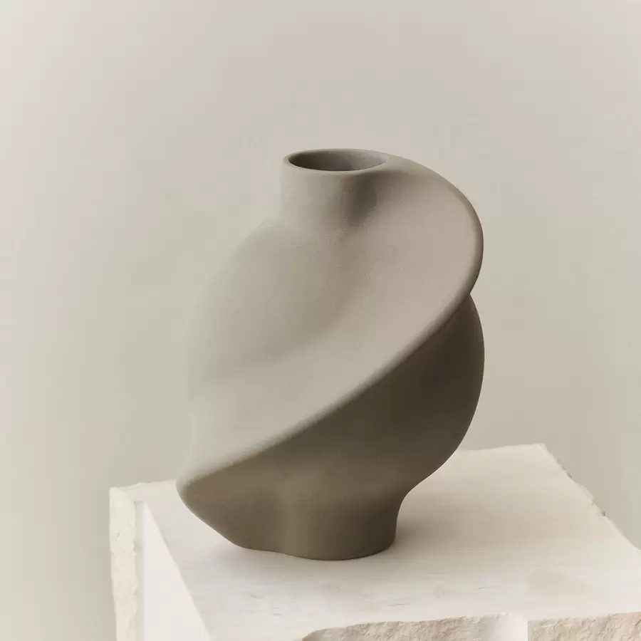 Louise Roe - Ceramic Pirout Vase #02, Sanded Grey