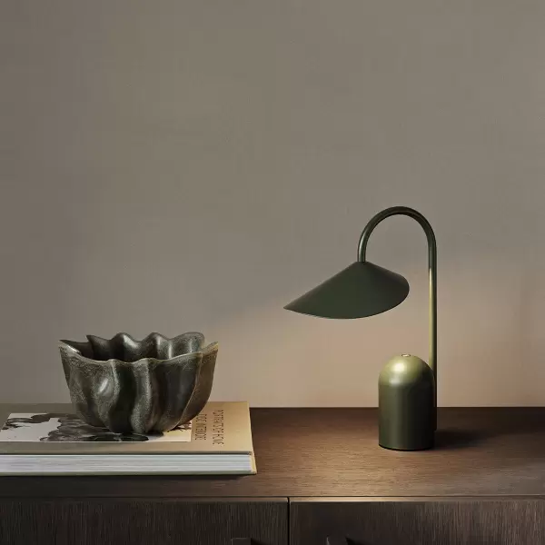 ferm LIVING - Arum Transportabel Lampe, Grass Green